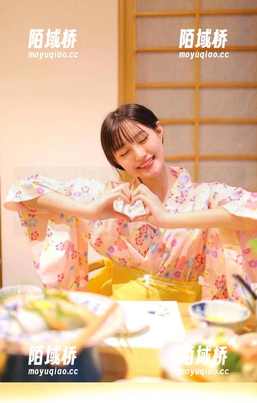 15吃瓜网 下载15吃瓜网,偶尔吃个瓜放松放松不算啥,来这里还可以边骂边乐啥都能一起包容。