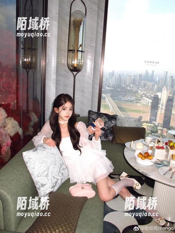 不信你登录15吃瓜网，看看今日的瓜有多让人流口水？