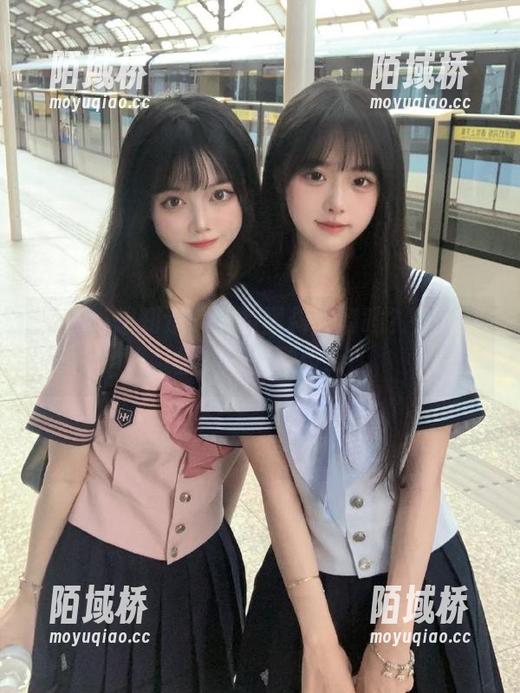 想知道17c的黑料大漠吗？直达这里，一步到位！
