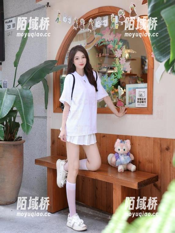 “17cc吃瓜在线”——聚集了多少“八卦宝藏”，你自己来数数就知道了！