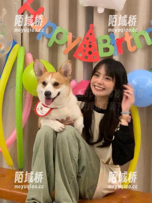 17cc吃瓜app：每秒钟都有无数瓜，你准备好接招了吗？