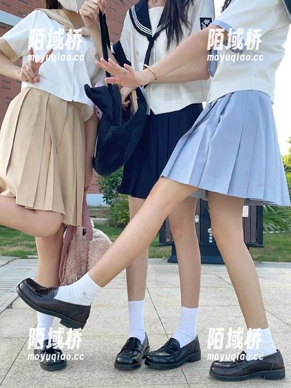 首页又能让你吃瓜？17吃瓜网神操作，一边剁手一边追剧！