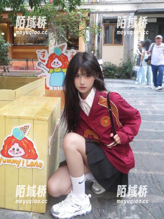 与其刷网页，何不来51免费吃瓜放松大脑？
