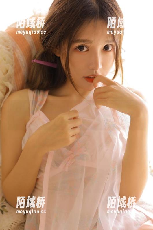 观看51吃瓜，发现我的朋友们都在默默练习‘八卦话语权’。