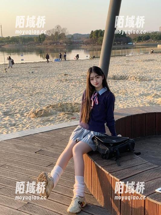 看51福利吃瓜的网页，我的眼球和脑细胞都被吸引了，居然还想再逛一遍！