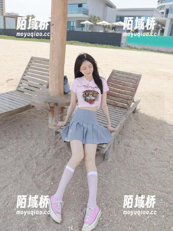 “51黑料网”网址，带你体验不一样的吃瓜之旅，这小心脏可经不起这样的冲击！