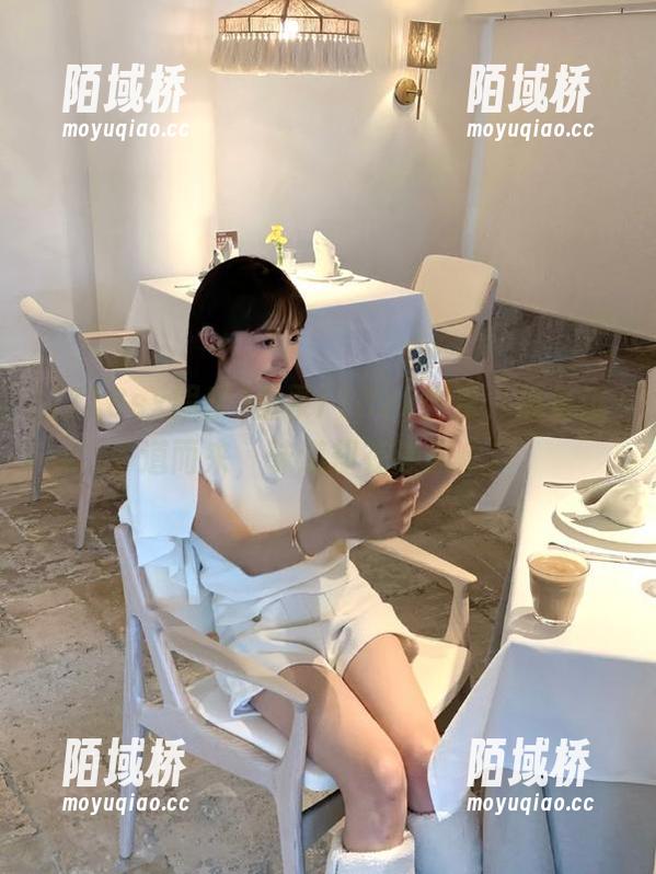 登录718sx娱乐，瓜虽远道而来，味道却在沙发上！