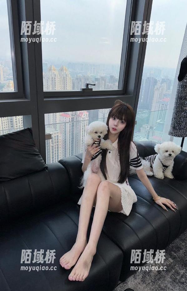 718sx娱乐苹果版的‘吃瓜回家’功能，真的是太适合我这个吃货了！