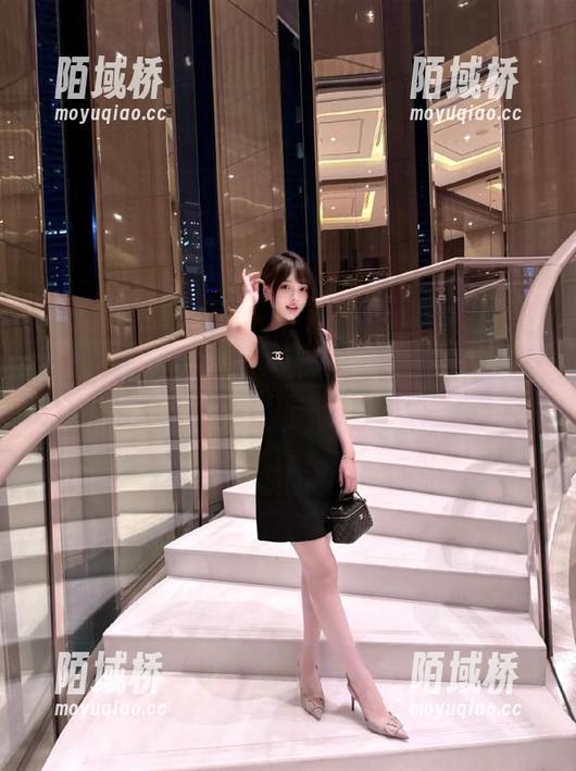 安卓小伙伴看过来，718娱乐的瓜是你的霜降，能让你清醒又开心！
