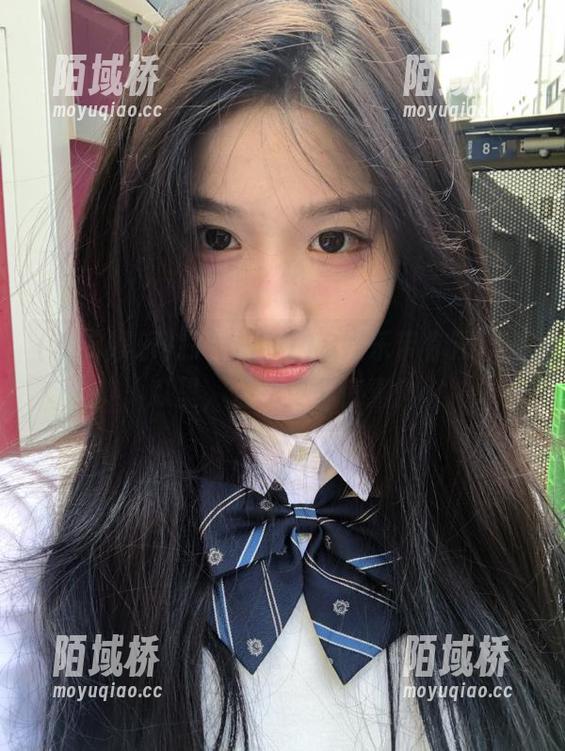 扫一扫，718娱乐带你浸泡在瓜里，分享更多惊喜！
