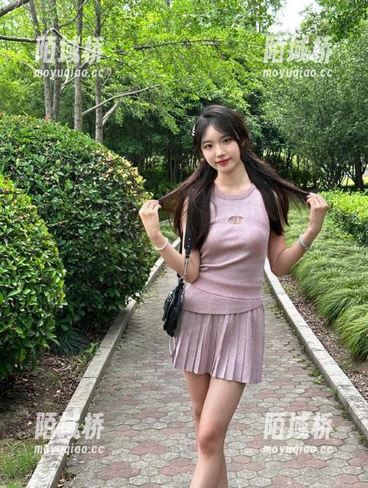 91吃瓜网发布：这站真是个无底洞，吃瓜群众们，你们今天又找到了什么新坑？