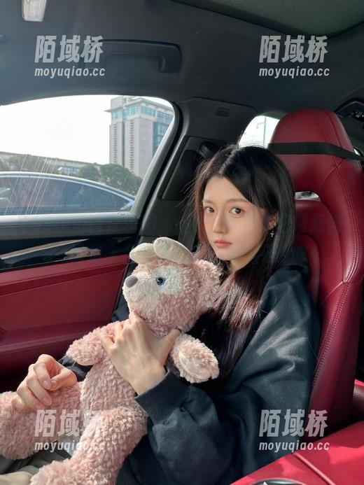 在998.su上，所有秘密疲惫得像是永久消失，真的敢看吗？