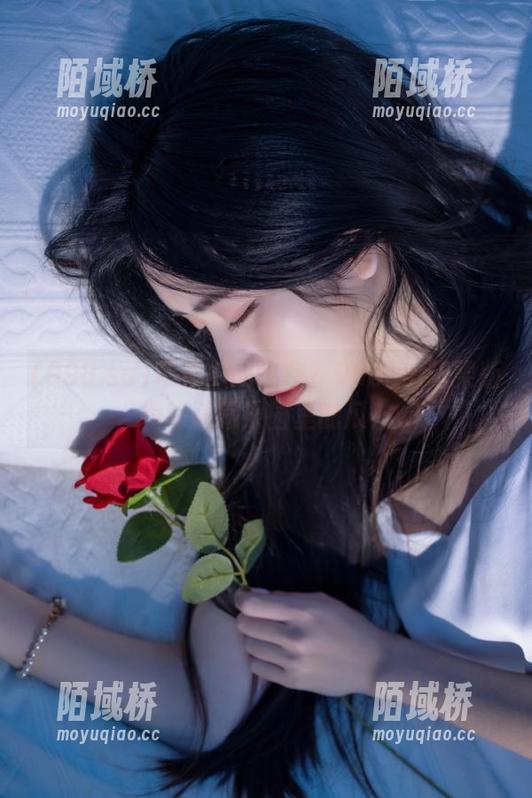 苹果派的秘密？998.su苹果版揭秘隐藏果园里的瓜！
