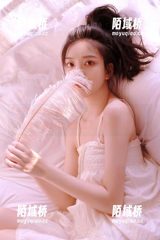 “998su”发布最新瓜消息，黄金单身汉真是没戏了，哈哈哈哈！