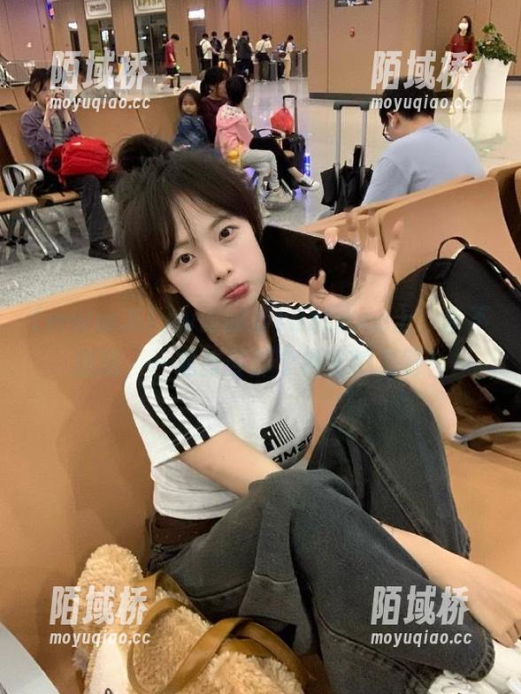 www.51dhtv.cc上，永不迷路，一起找寻那个神秘的瓜吧！