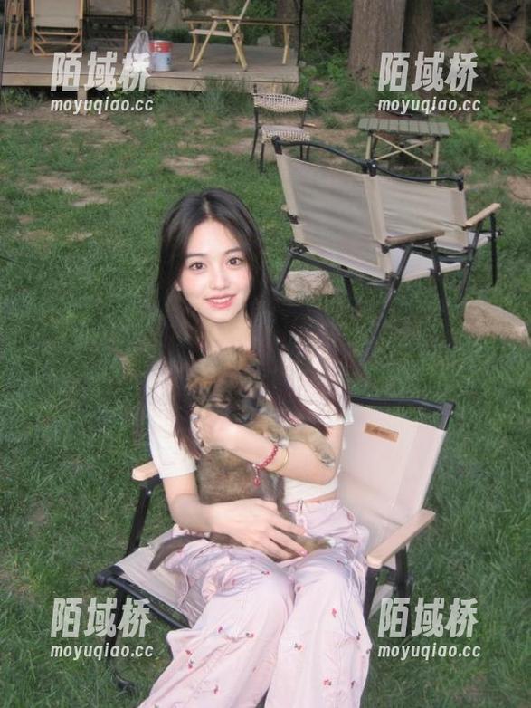 更新！我刚在www吃瓜网cc上遇到一个会说人话的瓜，震惊了！