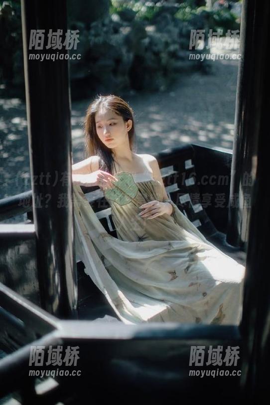 zztt 有谁能告诉我“zztt16.ccm”的地址?我需要在这里窝着,尽情享受咸鱼人生!