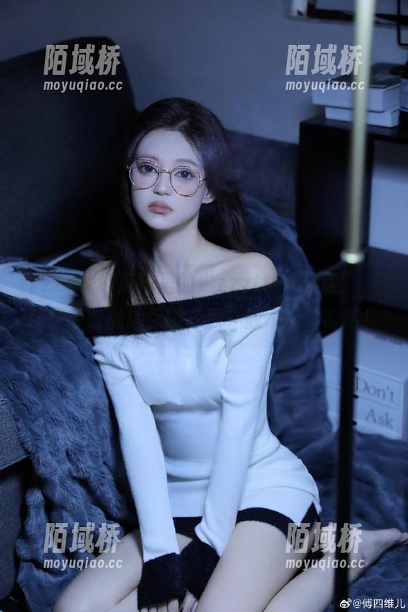 瓜田里的“zzzttt苹果版”，让你随时随地保障“瓜”源不断，哈哈！