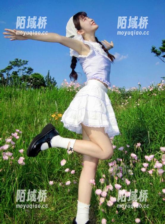 点击进入五一吃瓜网，链接瓜友圈，热闹非凡哦！