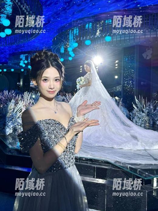 八卦吃瓜 在这个“八卦吃瓜”网址逛了一圈,感觉自己不只是吃瓜,简直是在品味人性!