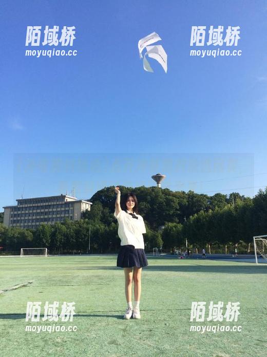 点开冲哥黑料精选网页，看黑料通过传送门蹦出来！