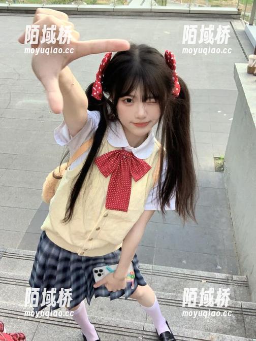 下载“吃瓜5191”，让你的八卦雷达百里挑一！