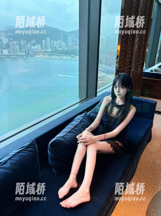 在“吃瓜TV”上，观看那些无法抵抗的撕X剧，简直就像追星一样追剧！