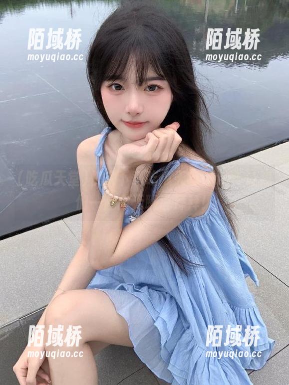 快来下载吃瓜天堂app，让我们一起向无聊说拜拜！