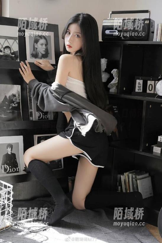 ‘我要吃瓜网’入口悄悄上线，谁还在乎他们的丑闻啊？！