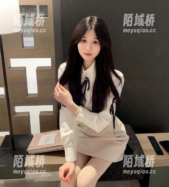 收藏！我在‘我要吃瓜网’上捡到的那些神奇故事！