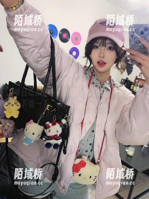 每日吃瓜带你走进黑料新世界，下载一下，瞬间升级成八卦老司机！