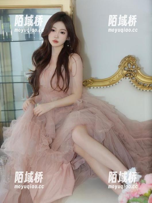 总想向“黑哥黑料”app求助，教我怎么也变套路，毕竟真实令人心累啊！