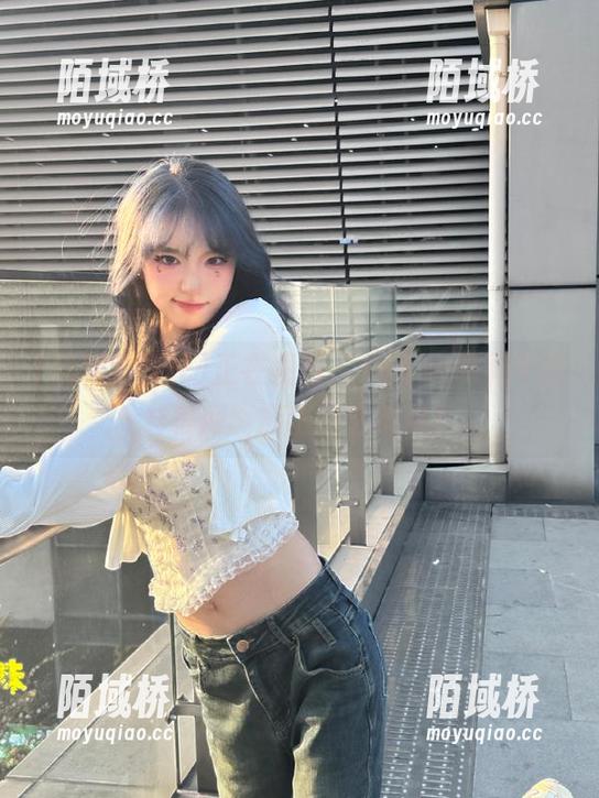 正在观看，166su黑料不打样官网能撕出什么新料？