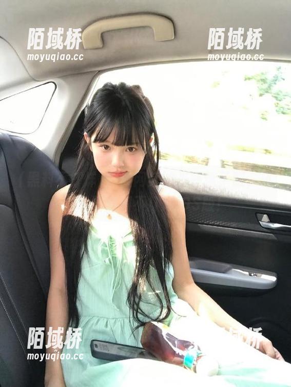 别被网红的光环迷了眼，迅速下载黑料不打烊iOS版！