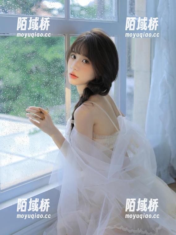 黑料不打烊tttzzz入口：打开视频，走进瓜田不怕刮风！