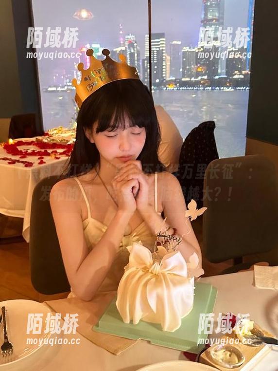 黑料不打烊 “黑料不打烊万里长征”:发布的瓜,吃得越多脑袋越大?!