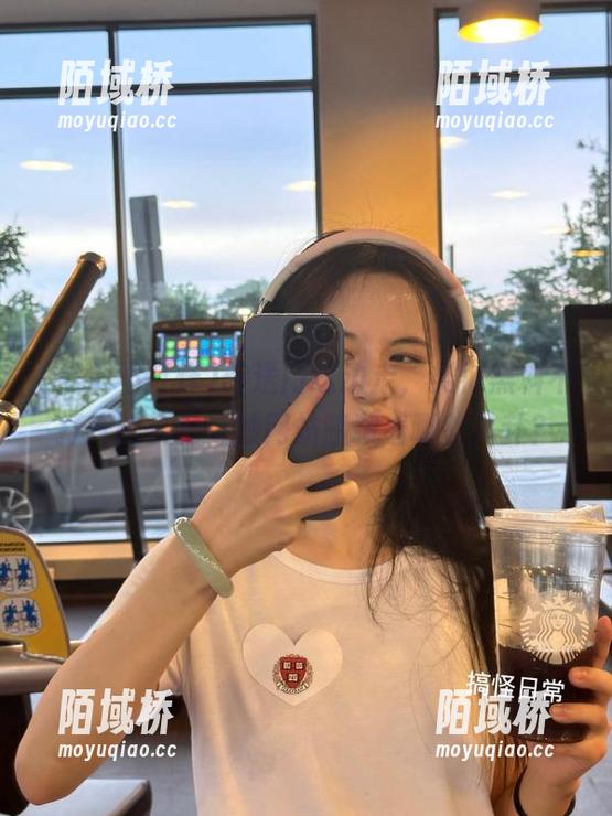 传送门这边走，类似黑料不打烊的其他奇妙网站暗藏着哪些八卦？