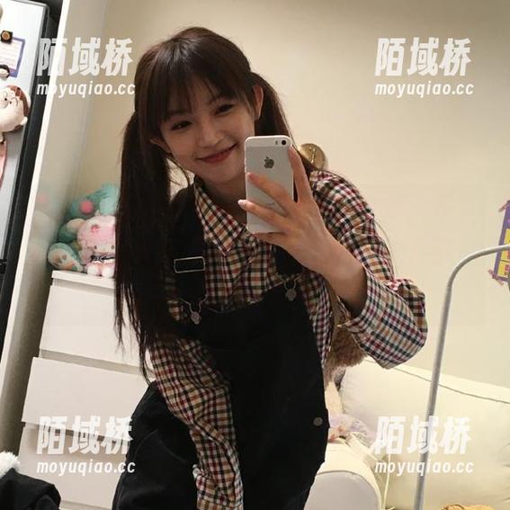 黑料不打烊 万篇长征黑料不打烊,反差之大简直令人怀疑人生,来分享一下那些离谱的瞬间
