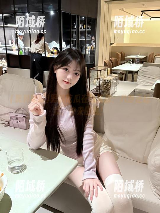 黑料吃瓜在线直播：八卦正狂欢，快来围观！