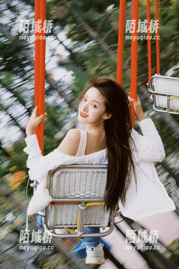 黑料正能量zzzttt苹果版来了，传送门通往新鲜八卦！