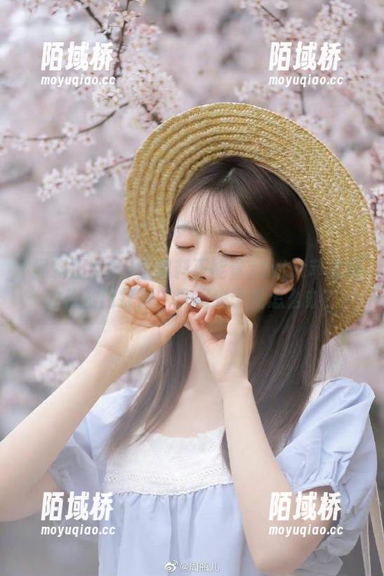 当黑料正能量zzzttt苹果版的传送门打开，真相来了我怎么办？