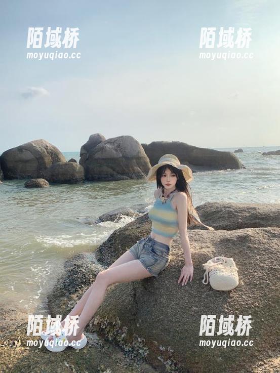 黑料社app来了，快来官网寻宝，瓜都快熟了！