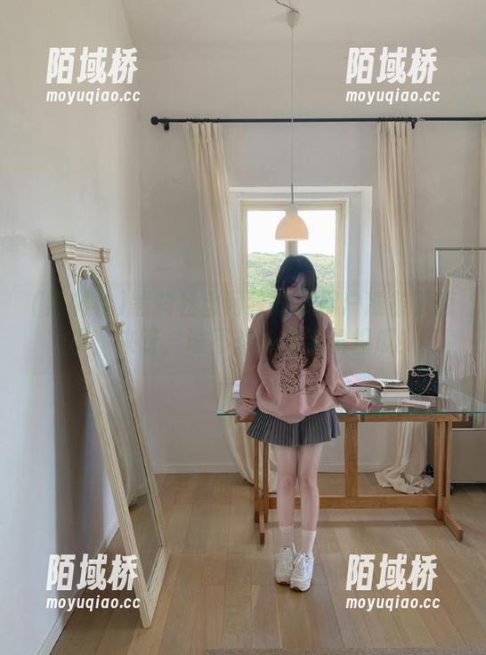 黑料社官网给安卓用户准备了惊喜，来呀，谁不想拿起手机捏瓜！