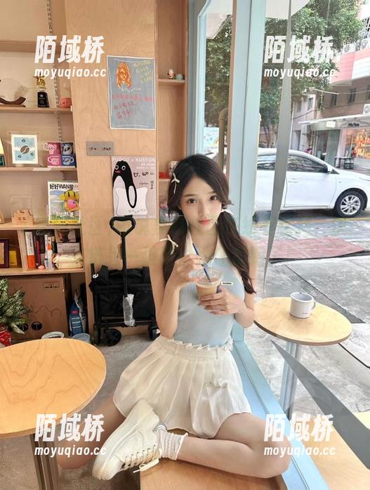 听说黑料社区在线有猛料，快来链接一波吧，别让瓜跑了！