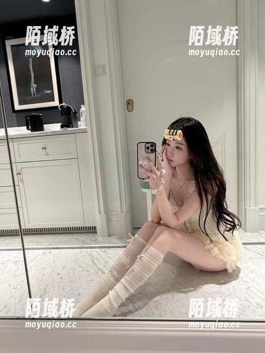 黑料网 黑料网免费导航,帮我找到瓜田里的小秘密