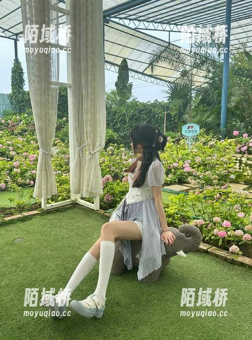 黑料网正能量，直达你每个奇葩故事的来源，网址依旧不打烊！